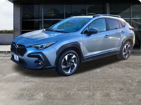 Certified 2025 Subaru Crosstrek 2.5i Limited w/ Crosstrek Mirror Package image 6