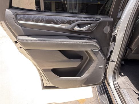 Used 2023 GMC Yukon Denali RWD image 15
