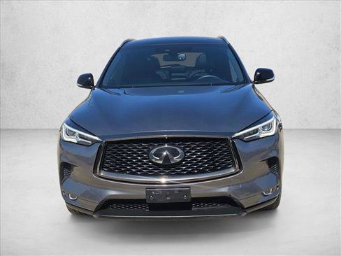 Used 2021 INFINITI QX50 Luxe w/ Appearance Package FWD image 2