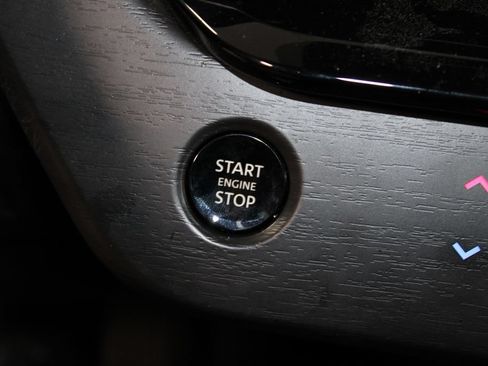 Used 2025 Nissan Murano SL AWD/4WD image 28