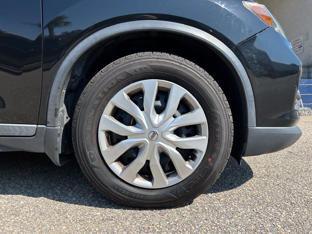 Used 2020 Nissan Rogue S FWD image 7