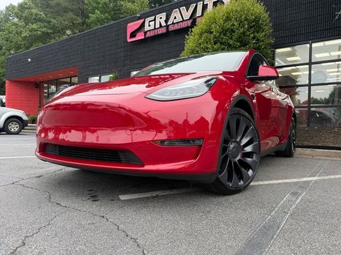 Used 2020 Tesla Model Y Performance AWD/4WD image 2