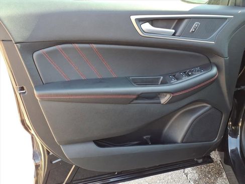 Certified 2024 Ford Edge ST-Line image 15