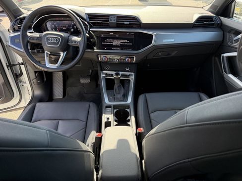Used 2023 Audi Q3 2.0T Premium w/ Convenience Package image 16