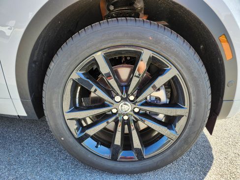 New 2024 Jaguar E-PACE R-Dynamic SE image 5