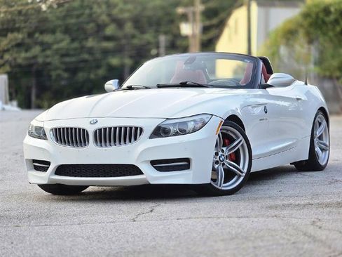 Used 2011 BMW Z4 sDrive35is image 2