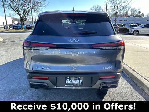 New 2025 INFINITI QX60 Pure image 2