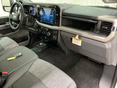 New 2026 Ford F250 XLT w/ XLT Premium Package AWD/4WD image 19