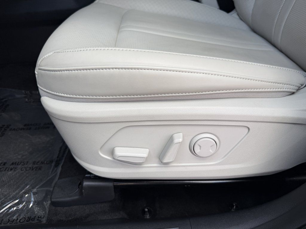 Used 2025 Kia Sorento EX w/ EX Panoramic Sunroof Package AWD/4WD image 30