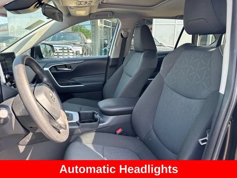 Certified 2025 Toyota RAV4 XLE w/ Convenience Package AWD/4WD image 12