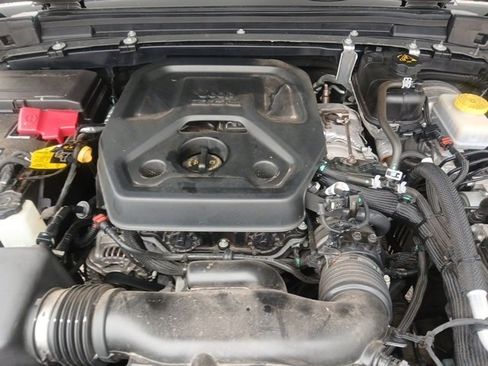 Used 2023 Jeep Wrangler Sport image 40