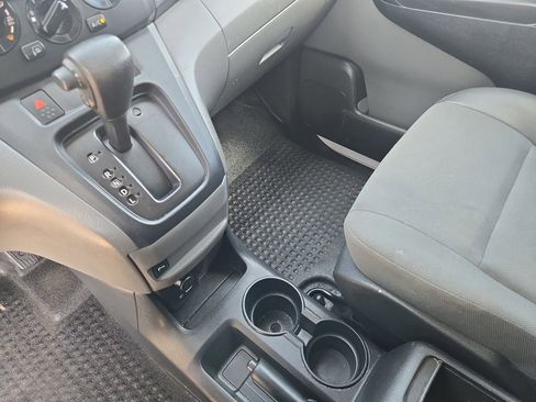 Used 2020 Nissan NV200 SV FWD image 24