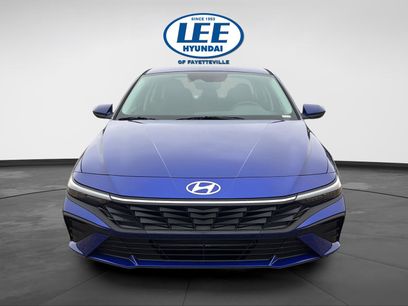 New 2026 Hyundai Elantra SE