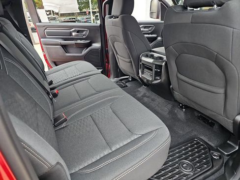 New 2026 RAM 1500 4x4 Crew Cab image 11