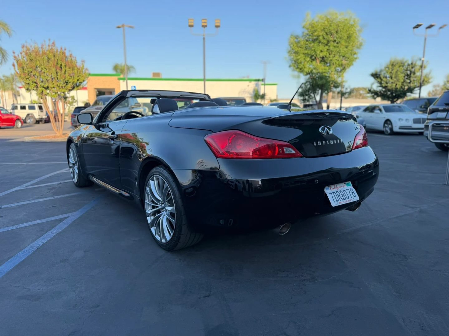 Used 2012 INFINITI G37 Convertible w/ Premium Pkg RWD image 40