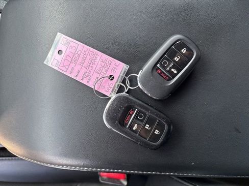 Used 2025 Honda Accord Sport image 33