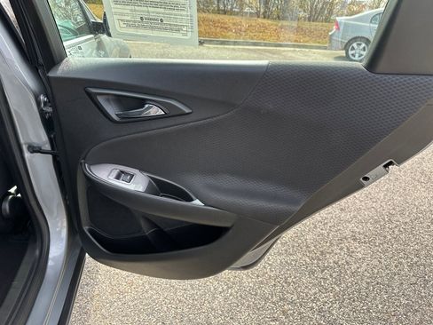 Used 2023 Chevrolet Malibu LT image 16