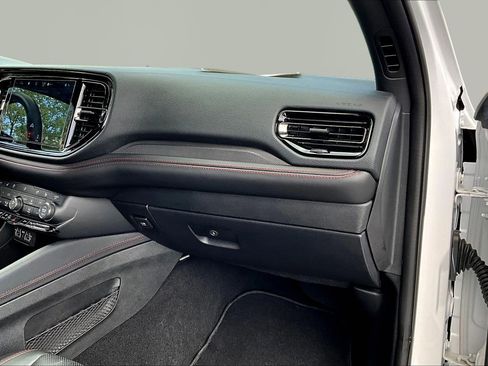 Used 2024 Dodge Durango GT AWD/4WD image 26