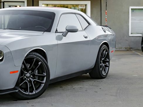 Used 2021 Dodge Challenger R/T Scat Pack image 6