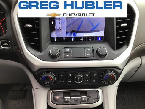 Used 2023 GMC Acadia SLT w/ Technology Package AWD/4WD image 29