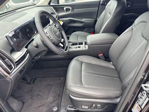 New 2025 Kia Sorento S w/ Panoramic Sunroof Package image 9