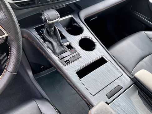 Used 2021 Toyota Sienna XSE w/ XSE Plus Package image 18