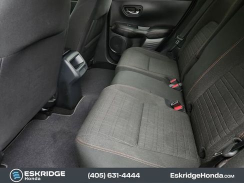 Used 2025 Honda HR-V Sport image 30