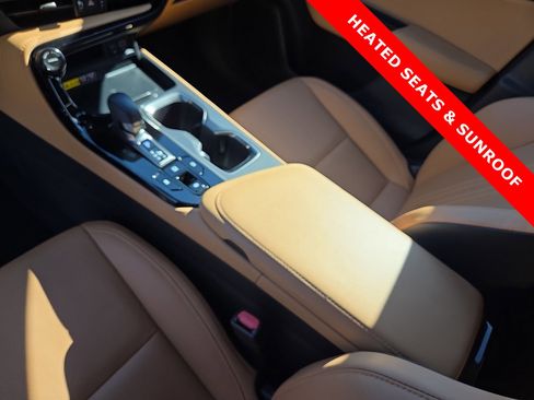 Used 2025 Lexus NX 250 NX 250 Premium w/ Towing Package (2000 Lbs) image 25