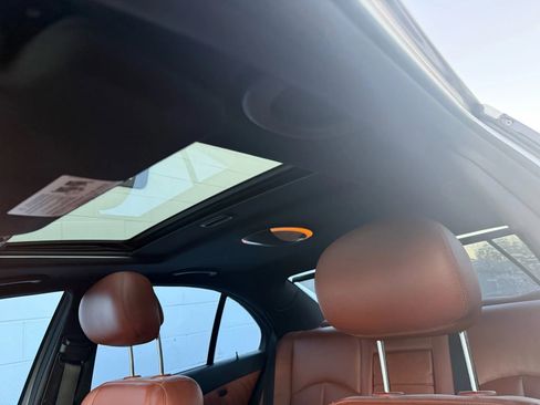 Used 2007 Mercedes-Benz E 350 Sedan image 19