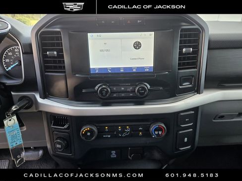 Used 2023 Ford F150 XLT image 3