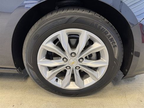 Used 2023 Chevrolet Malibu LT image 9