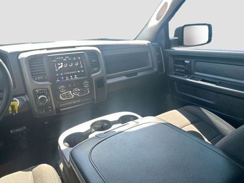 Used 2020 RAM 1500 Express w/ Wheel & Sound Group AWD/4WD image 23