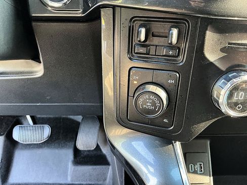 Used 2021 Ford F150 XLT w/ Equipment Group 302A High AWD/4WD image 22