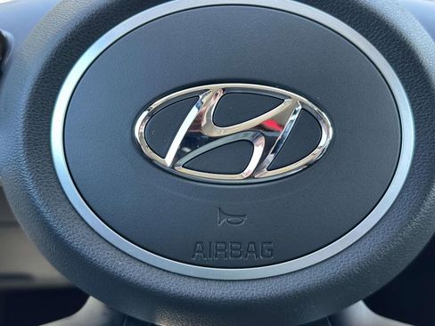 Used 2023 Hyundai Tucson Limited image 26