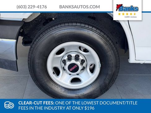 Used 2025 GMC Savana 2500 w/ Driver Convenience Package RWD image 4