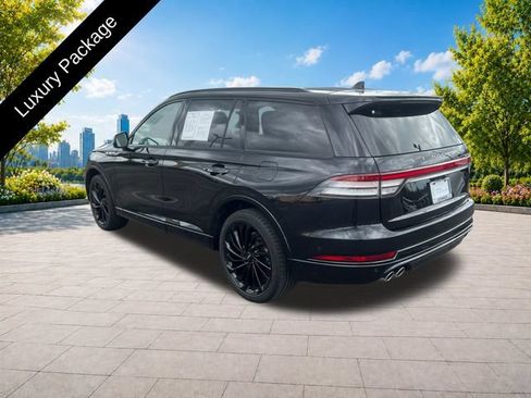 Certified 2024 Lincoln Aviator Reserve w/ Equipment Group 201A AWD/4WD image 4