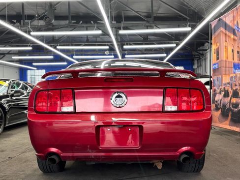 Used 2006 Ford Mustang GT Premium image 5