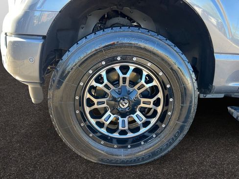 Used 2021 Ford F150 Platinum w/ FX4 Off-Road Package image 14