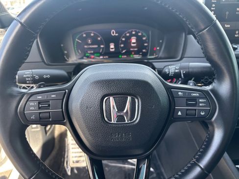 Certified 2024 Honda Accord Sport image 29