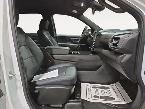 Used 2024 Chevrolet Silverado EV W/T image 33