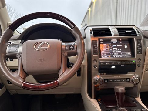 Used 2015 Lexus GX 460 Luxury image 15