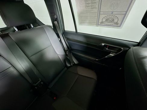 Used 2022 Lexus GX 460 w/ Black Line Special Edition AWD/4WD image 14
