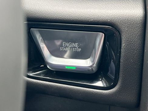 New 2026 GMC Yukon XL Elevation image 21