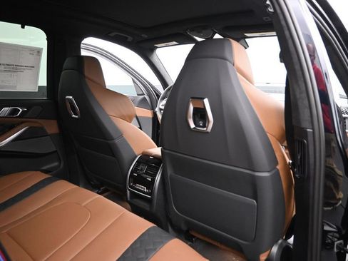 New 2026 BMW X5 M Competition w/ Executive Package AWD/4WD image 25