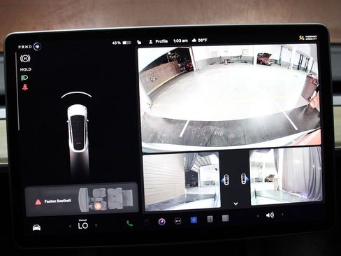 Used 2022 Tesla Model Y Long Range image 3