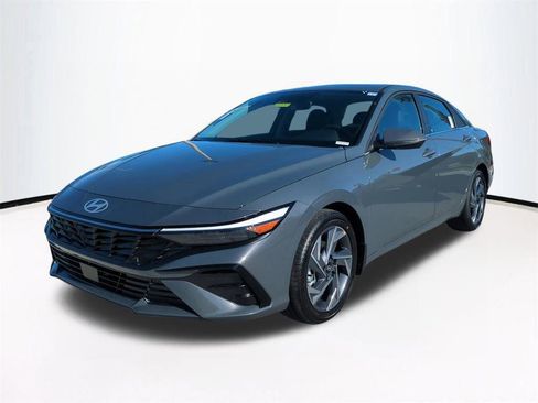 New 2026 Hyundai Elantra Limited image 9