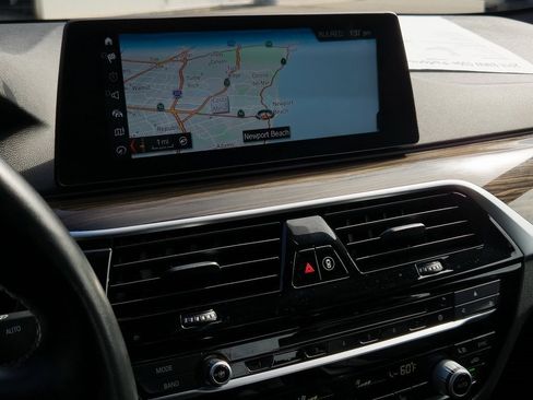 Used 2018 BMW 530e image 16