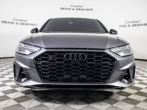 Used 2023 Audi S4 Prestige AWD/4WD image 5