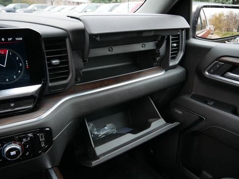 Used 2022 GMC Sierra 1500 SLT w/ SLT Premium Plus Package image 44