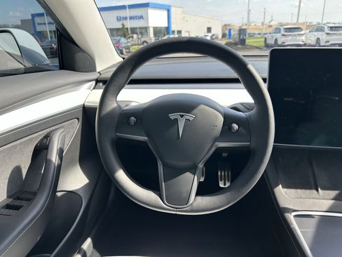 Used 2022 Tesla Model 3 Long Range image 10